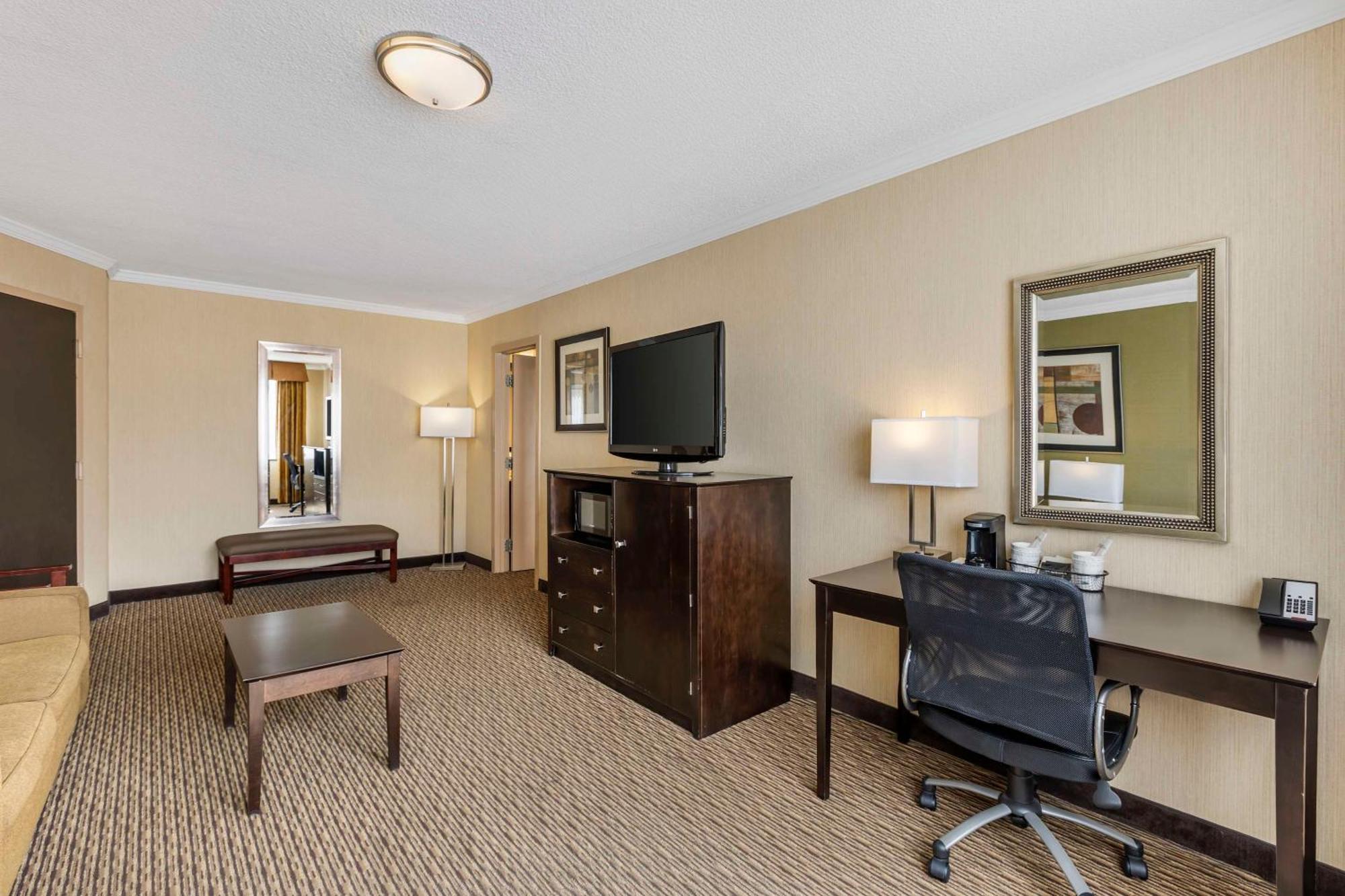 Best Western Watertown/Fort Drum Exterior photo