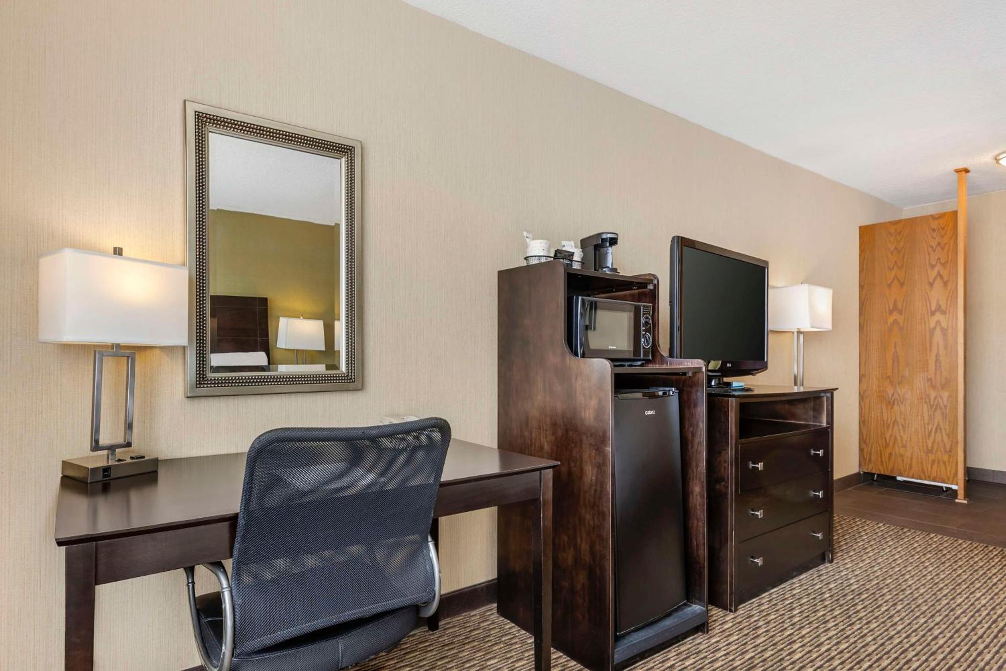 Best Western Watertown/Fort Drum Exterior photo
